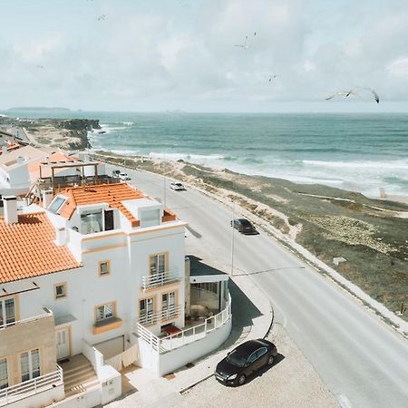 Pksc Surf House Hotell Peniche Exteriör bild
