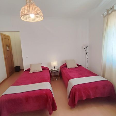 Pksc Surf House Hotell Peniche Rum bild